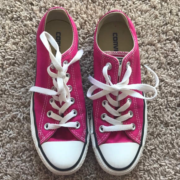 Pink Converse - Picture 2 of 5